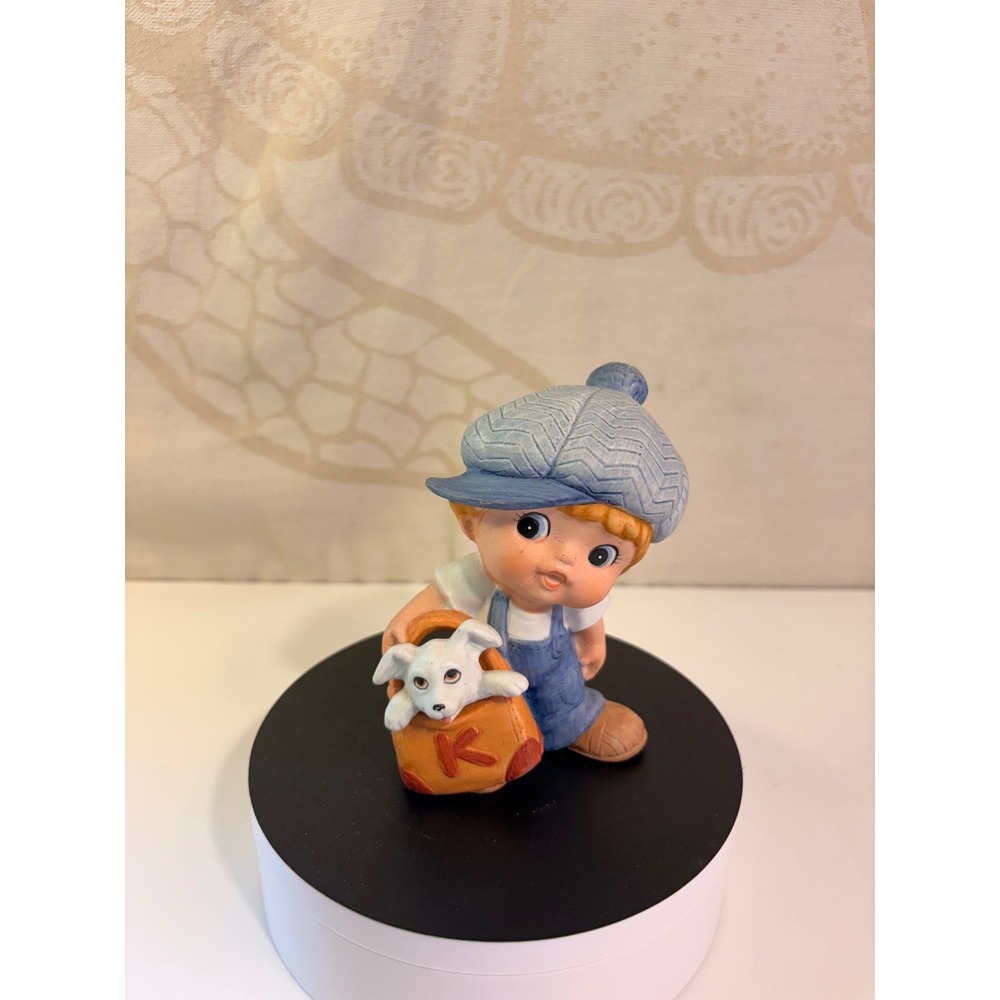 Vintage Boy with Dog Ceramic Figurine Blue Overalls Newsboy Cap K Satchel - Picture 5 of 5